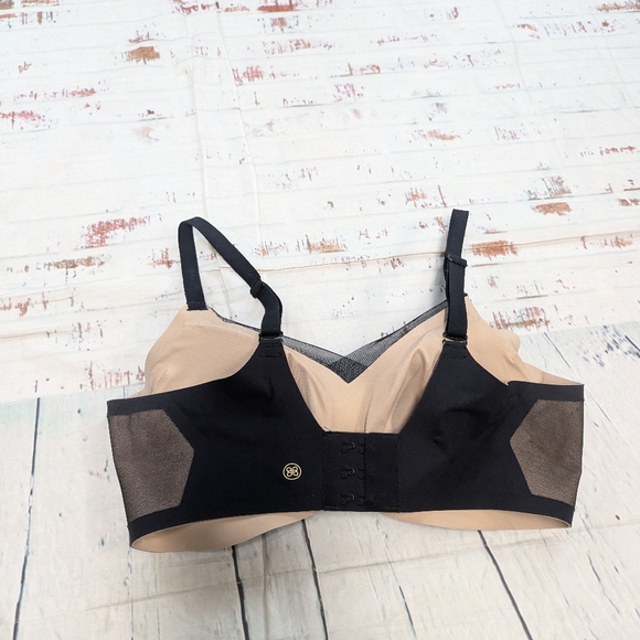 Honeylove Lightly Lined Liftwear Crossover Adjustable Bra. Size 38 B/C - Picture 6 of 8